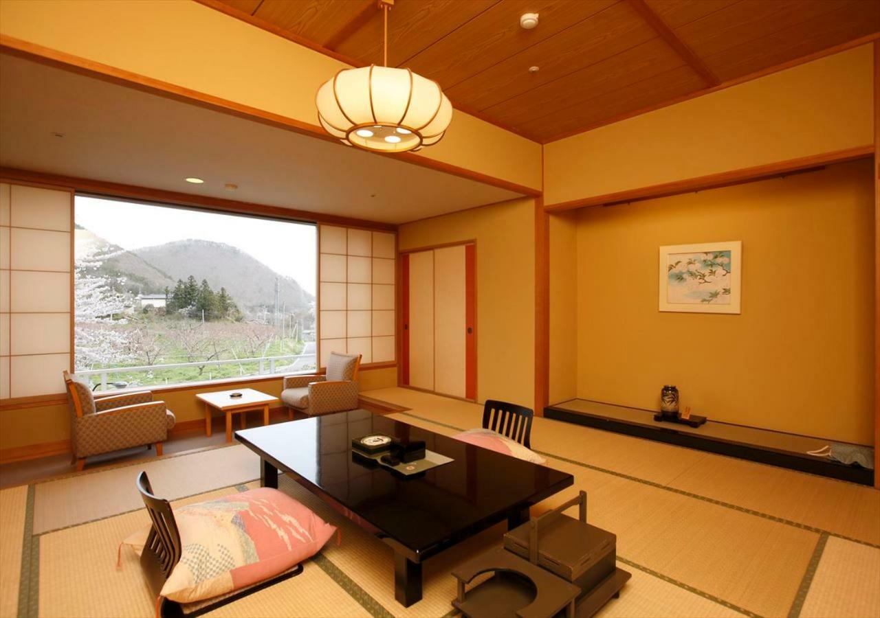 Hotel Yoshikawaya Fukushima  Zimmer foto